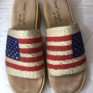 Vintage Sbicca Patriotic American Flag shoes